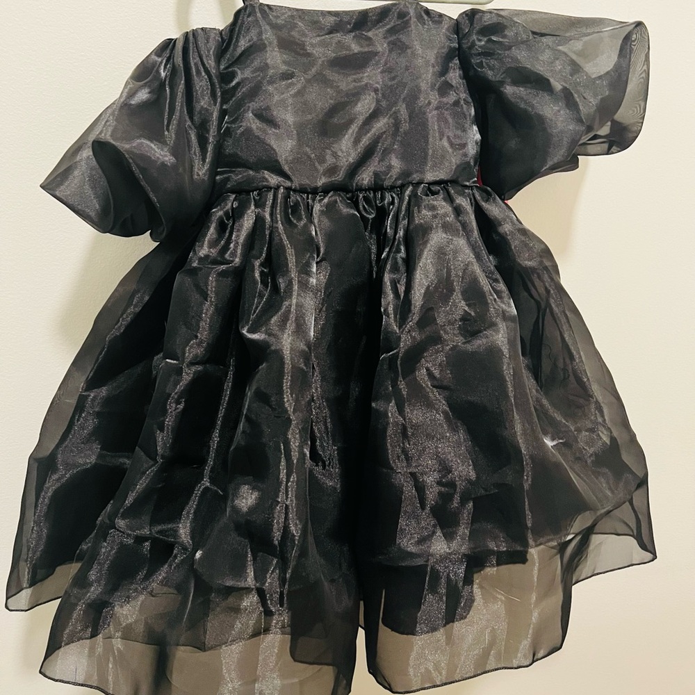 SHEIN Black Dress with Pink Accent for Kids - Picture 5 of 7